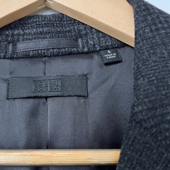 Uniqlo Charcoal Topcoat Size S - Picture 5 of 7